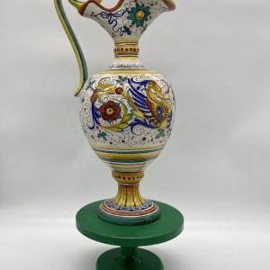 Amphora with "Raffaellesco" decoration