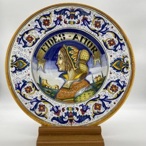 Plate "Fides Amor" woman