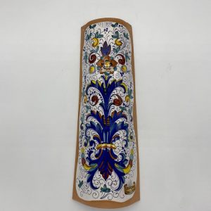 Tuscan tile with Ricco Deruta decoration