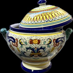 Ceramic tureen with classic decoration by Raffaello "Ricco Deruta"
